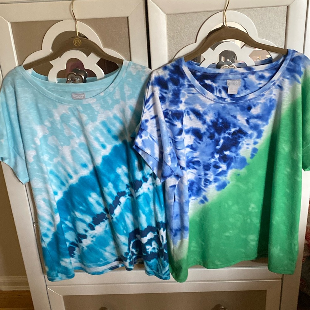 SOLD - 2 tie dye tee shirts